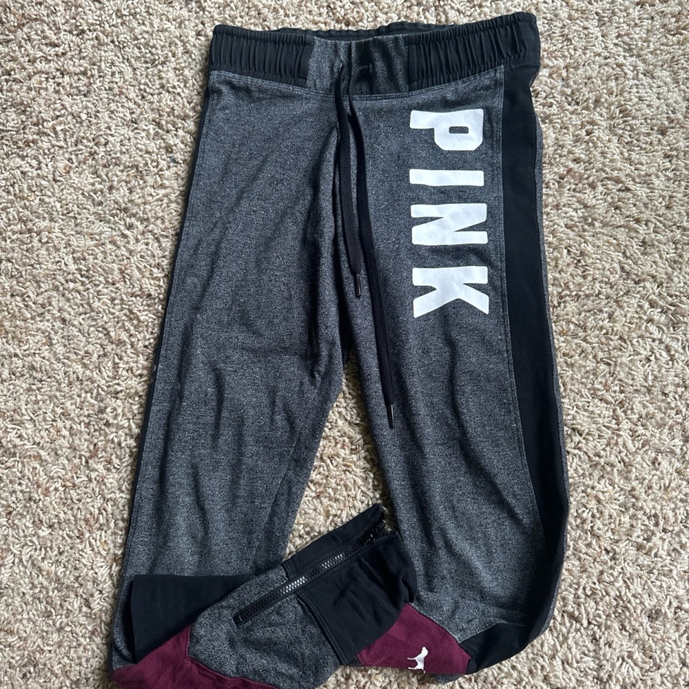 Victoria secret XS yoga pants/joggers with ankle zip. Smoke free home!